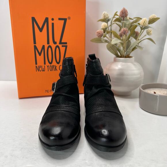 Miz Mooz Suzy Pebbled Leather Buckle Boot Ruched Zip Up Black Women's 39/8.5 NWB - Picture 2 of 11